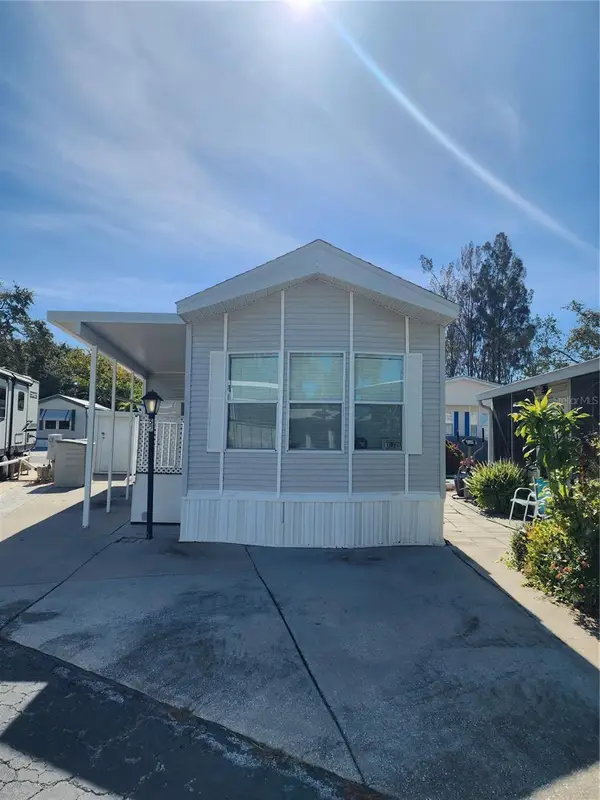 1674 University Parkway #52, SARASOTA, FL 34243