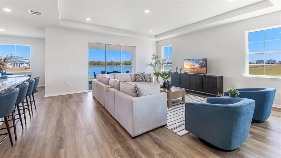 18013 Gander Terrace, Lakewood Ranch, FL 34211 - Image #2