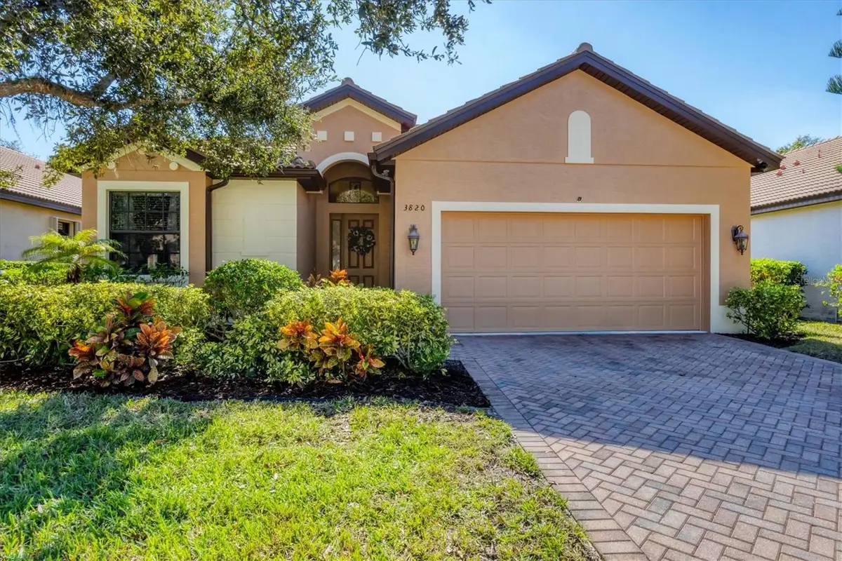 3820 80th Drive E, Sarasota, FL 34243 - Image #1