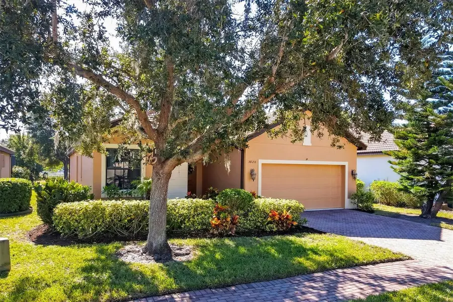 3820 80th Drive E, Sarasota, FL 34243 - Image #2