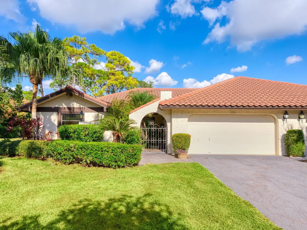 5450 Golf Pointe Drive, Sarasota, FL 34243 - Image #1