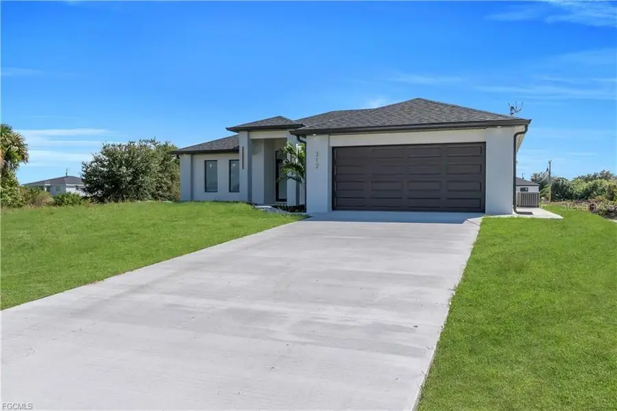 312 Pembroke Street, Lehigh Acres, FL 33974 - Image #3