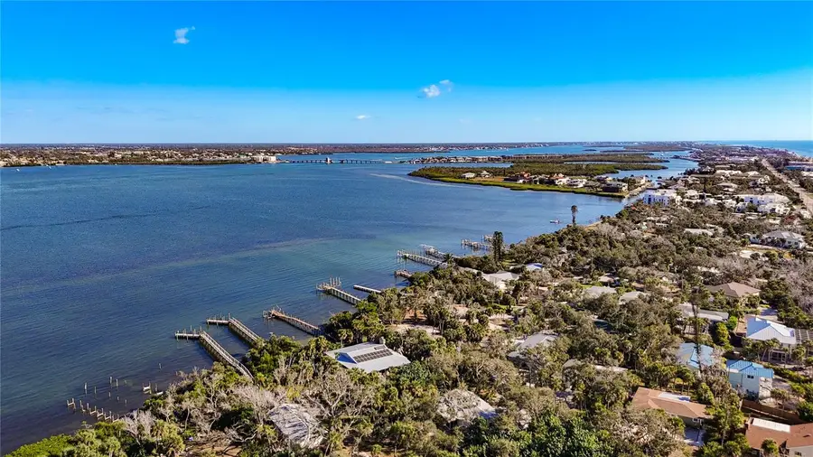 4025 Bay Oaks Circle, Englewood, FL 34223 - Image #3