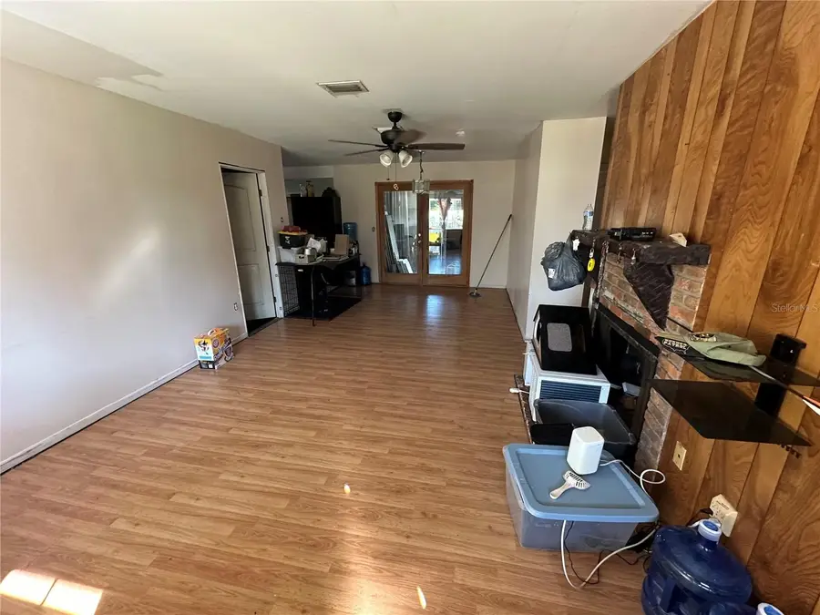 111 Palm Avenue E, Nokomis, FL 34275 - Image #2