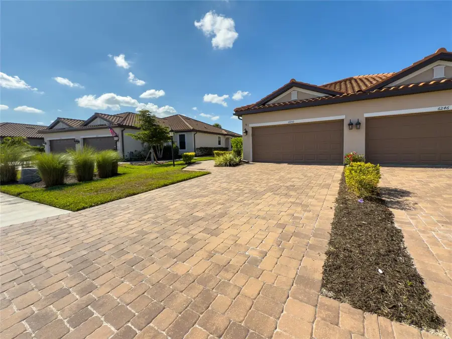 6250 Plateau Court, Bradenton, FL 34203 - Image #2