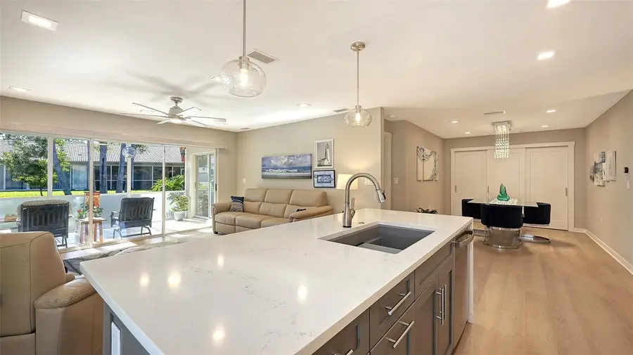 3038 Ringwood Meadow #20, Sarasota, FL 34235 - Image #2