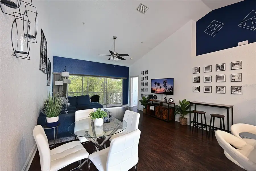 6589 Fairway Gardens Drive #202, Bradenton, FL 34203 - Image #3