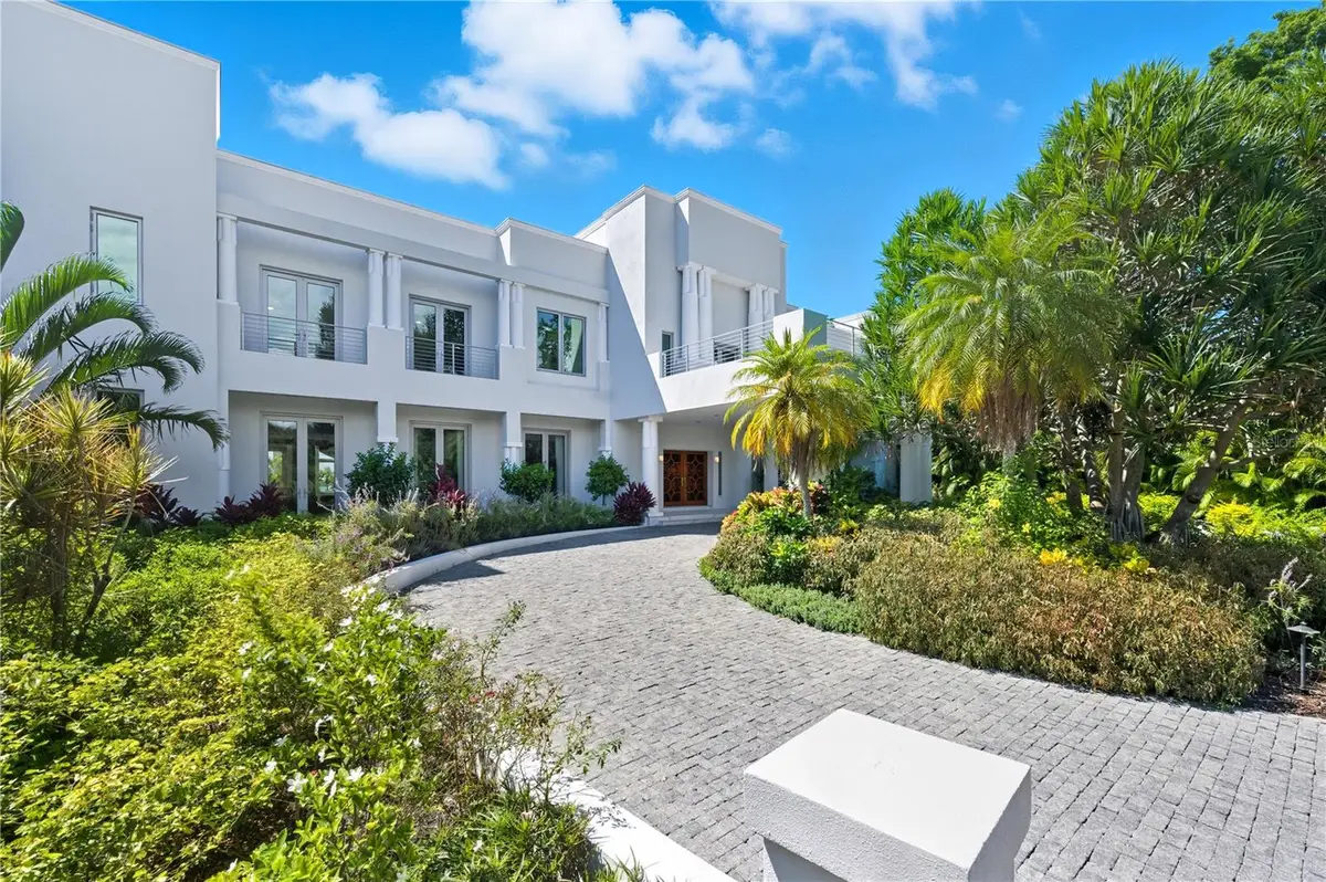 3315 Bay Shore Road, Sarasota, FL 34234 - Image #1