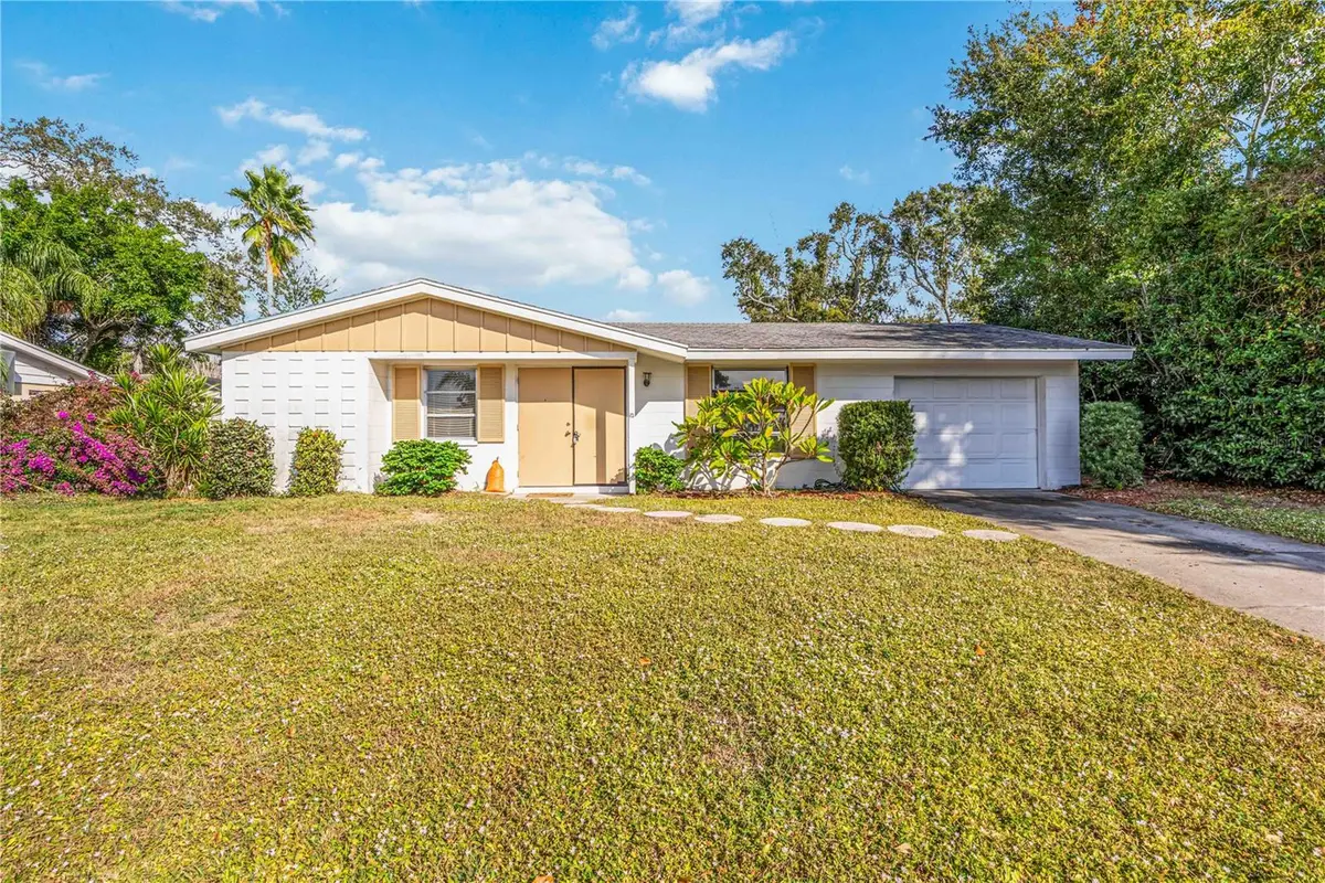 3853 Woodrow Ridge Street, Sarasota, FL 34233 - Image #1