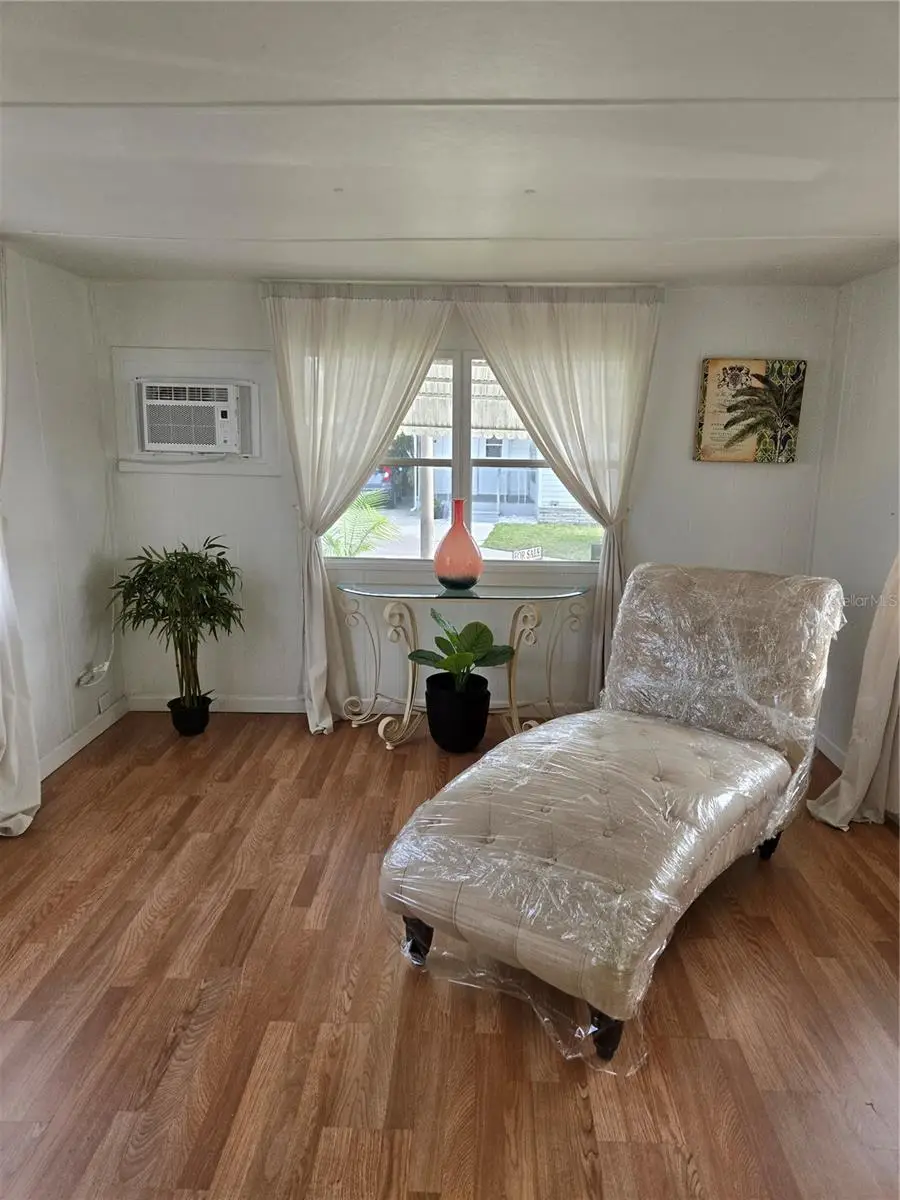 2037 Champion Street, Sarasota, FL 34231 - Image #3