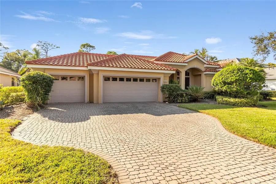 8882 Bloomfield Boulevard, Sarasota, FL 34238 - Image #3