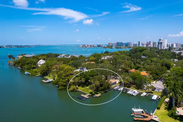 1542 Gulfview Drive, SARASOTA, FL 34236