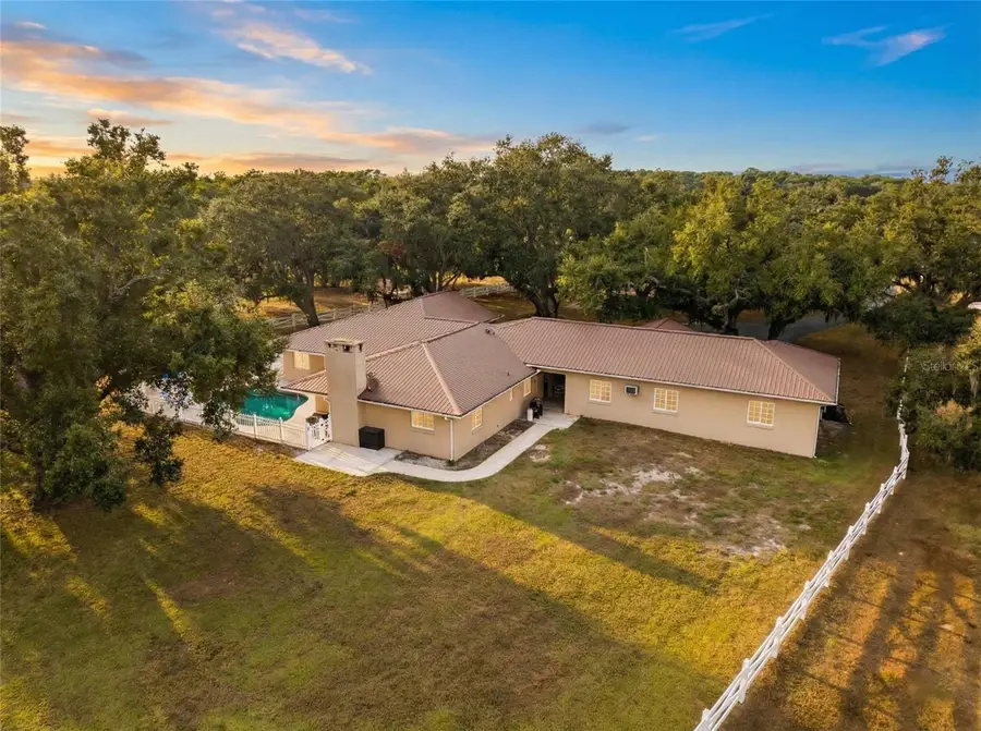 1160 Wagon Wheel Drive, Sarasota, FL 34240 - Image #3