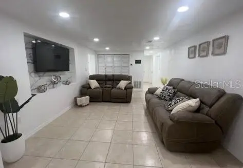 5212 Lahaina Drive, Sarasota, FL 34232 - Image #2