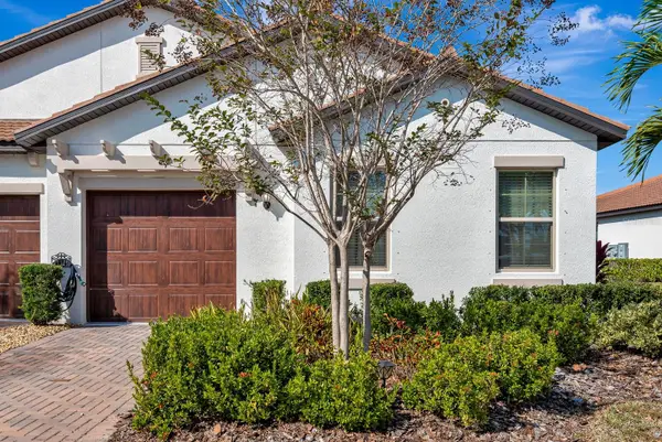 17003 Clear Cork Drive, WIMAUMA, FL 33598