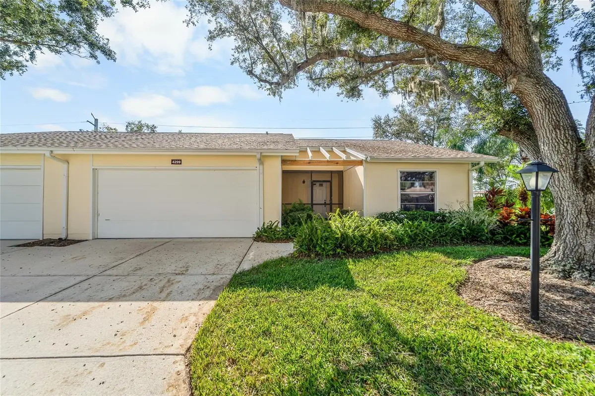 4299 Oakhurst Circle E #3052, Sarasota, FL 34233 - Image #1
