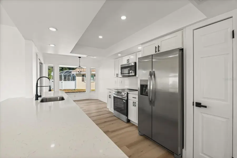 3535 Village Green Drive, Sarasota, FL 34239 - Image #2