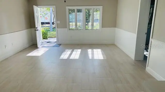 323 Madison Drive, Sarasota, FL 34236 - Image #2