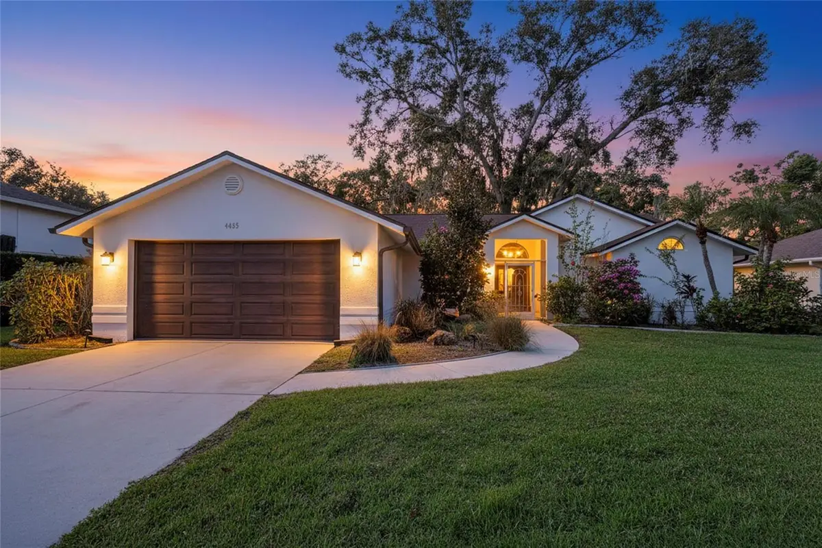 4435 Diamond Circle W, Sarasota, FL 34233 - Image #1