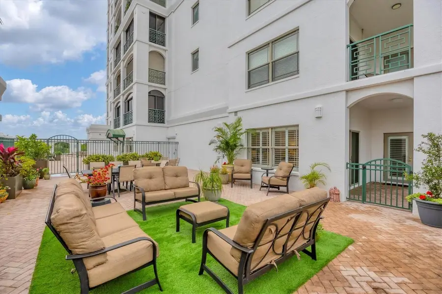 505 S Orange Avenue #301, Sarasota, FL 34236 - Image #2