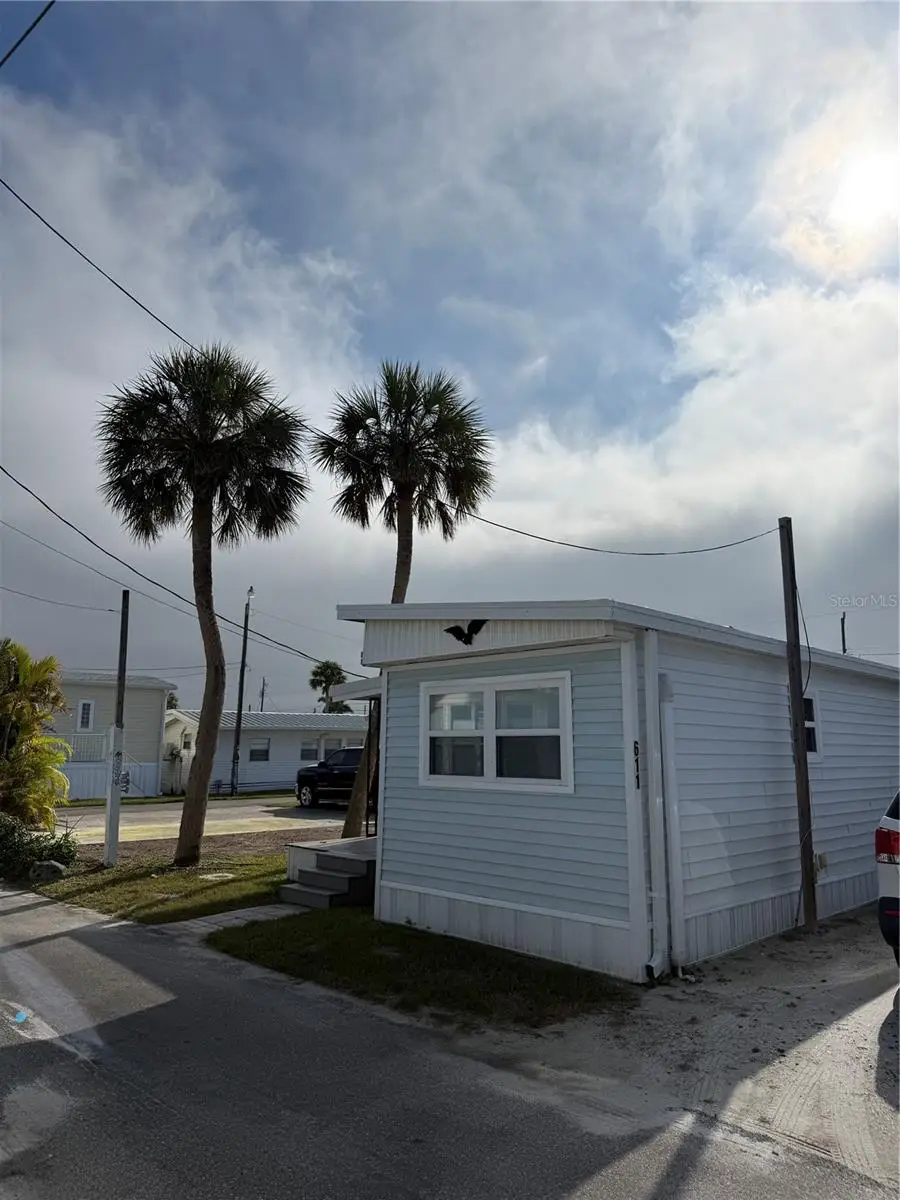 2601 Gulf Drive N #611, Bradenton Beach, FL 34217 - Image #3