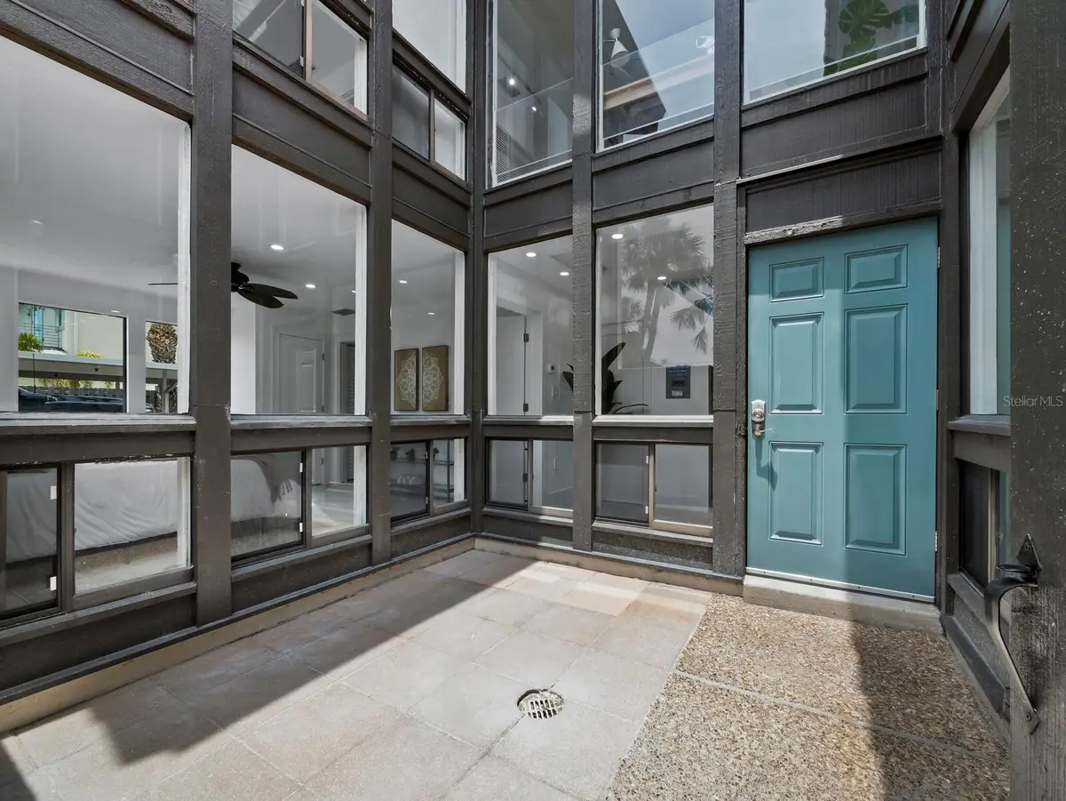 800 S Blvd Of The Presidents #19, Sarasota, FL 34236 - Image #1