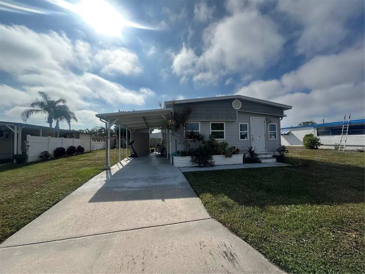 204 52nd Avenue Plaza E, Bradenton, FL 34203 - Image #1