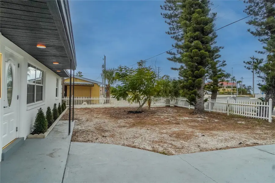 985 Liberty Street, Englewood, FL 34223 - Image #3