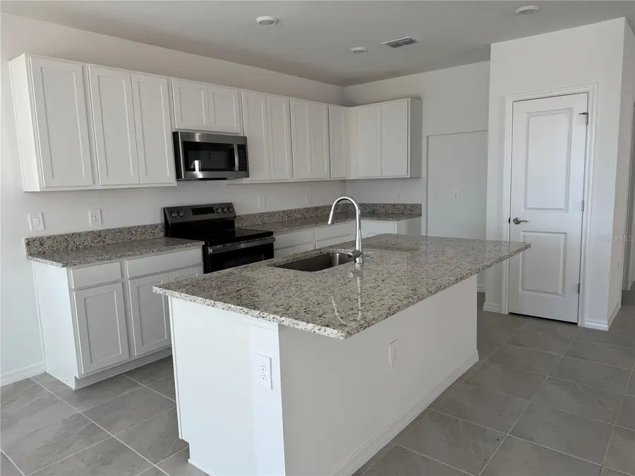 9026 Optimist Way, Palmetto, FL 34221 - Image #2