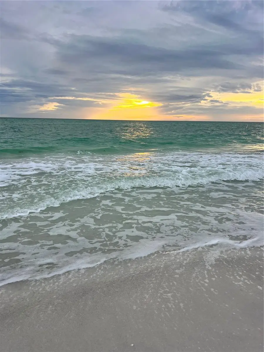 707 Saint Judes Drive S #3, Longboat Key, FL 34228 - Image #3