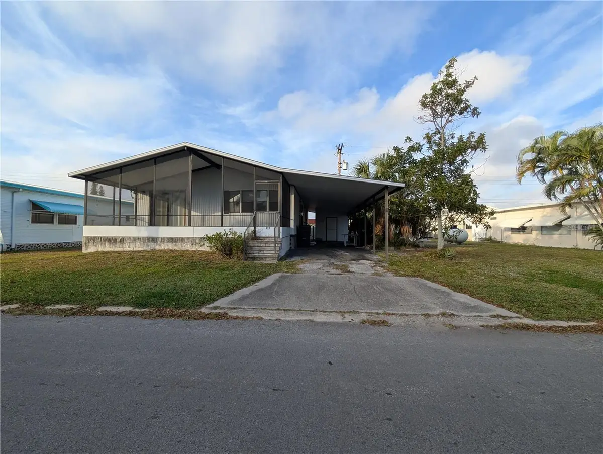 715 50th Avenue Terrace W, Bradenton, FL 34207 - Image #1