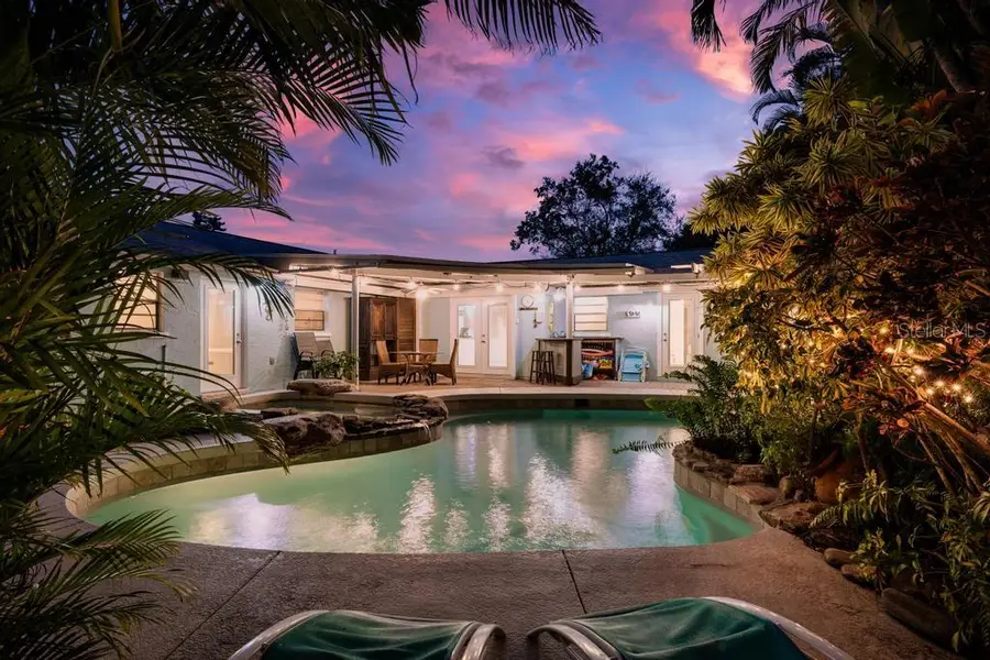 314 61st Street, Holmes Beach, FL 34217 - Image #3