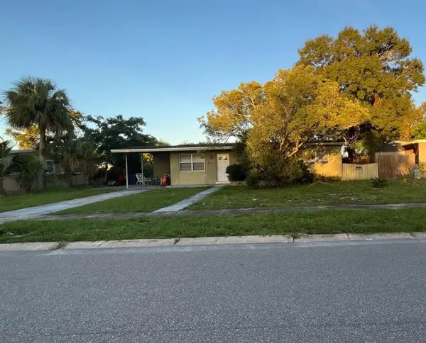 865 Canada Street Ne, PALM BAY, FL 32905