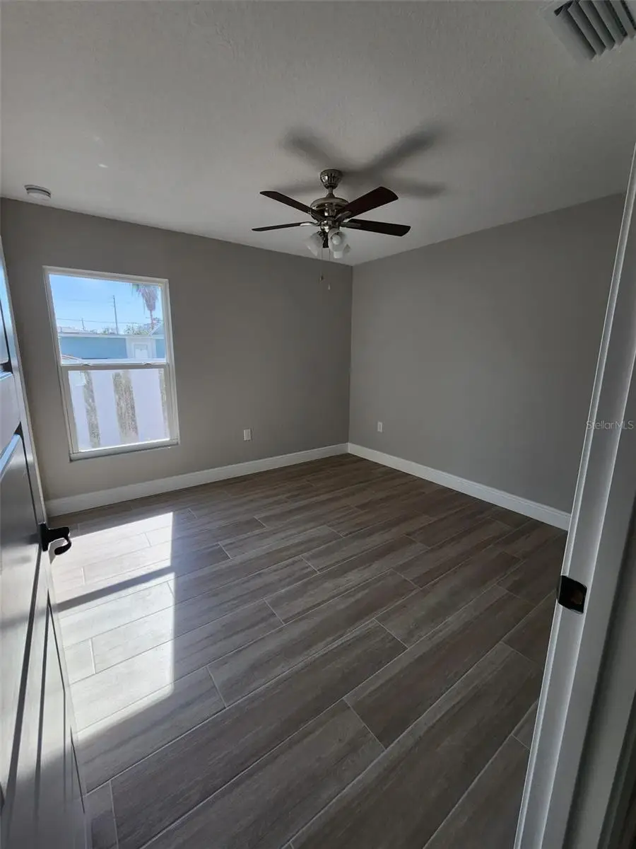 1013 13th Street E, Bradenton, FL 34208 - Image #3