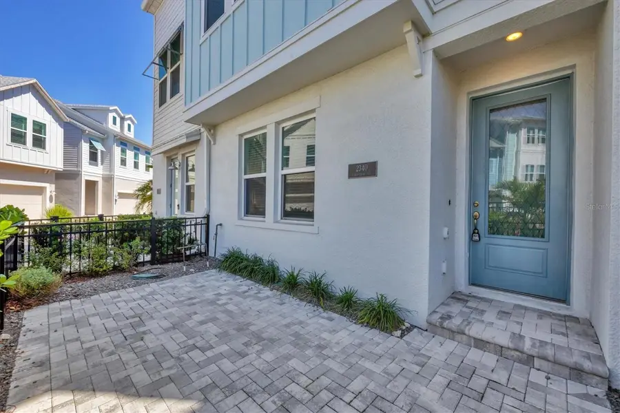 2340 Lindstrom Street, Sarasota, FL 34237 - Image #3