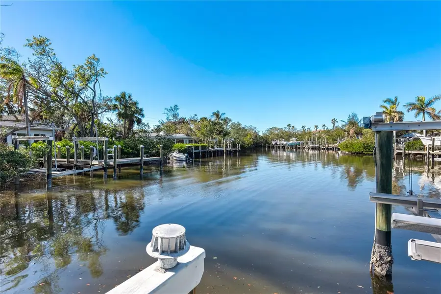 1221 S Basin Lane, Sarasota, FL 34242 - Image #2