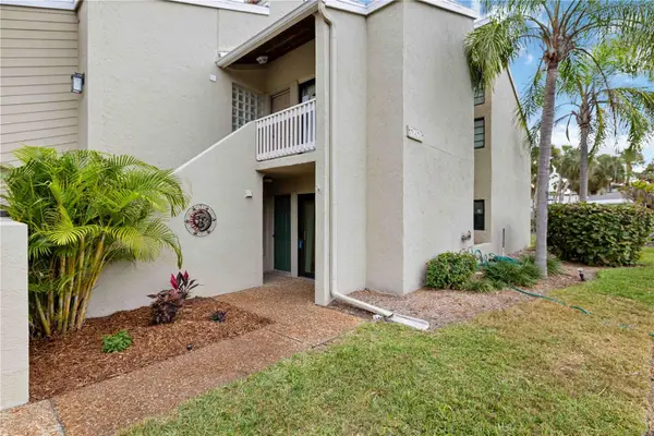 5260 Gulf Of Mexico Drive #401, LONGBOAT KEY, FL 34228