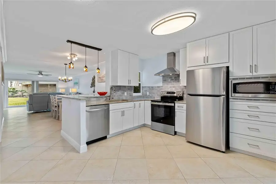 5260 Gulf Of Mexico Drive #401, Longboat Key, FL 34228 - Image #2