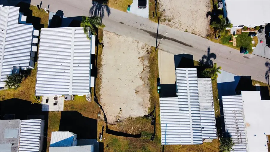 291 Nassau Drive, Palmetto, FL 34221 - Image #2