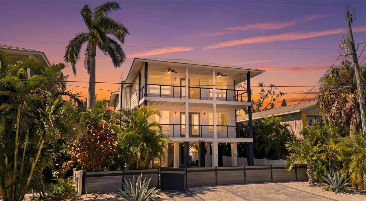 2502 Avenue B, Bradenton Beach, FL 34217 - #1