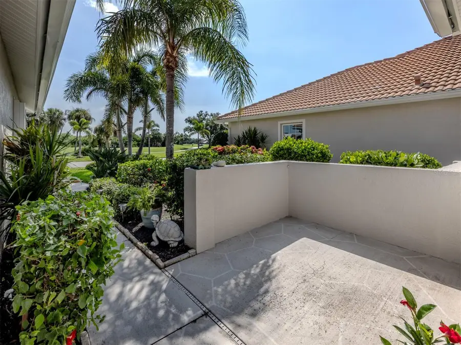 688 Back Nine Drive, Venice, FL 34285 - Image #3