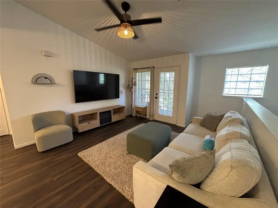 8809 Manor Loop #202, Lakewood Ranch, FL 34202 - Image #2