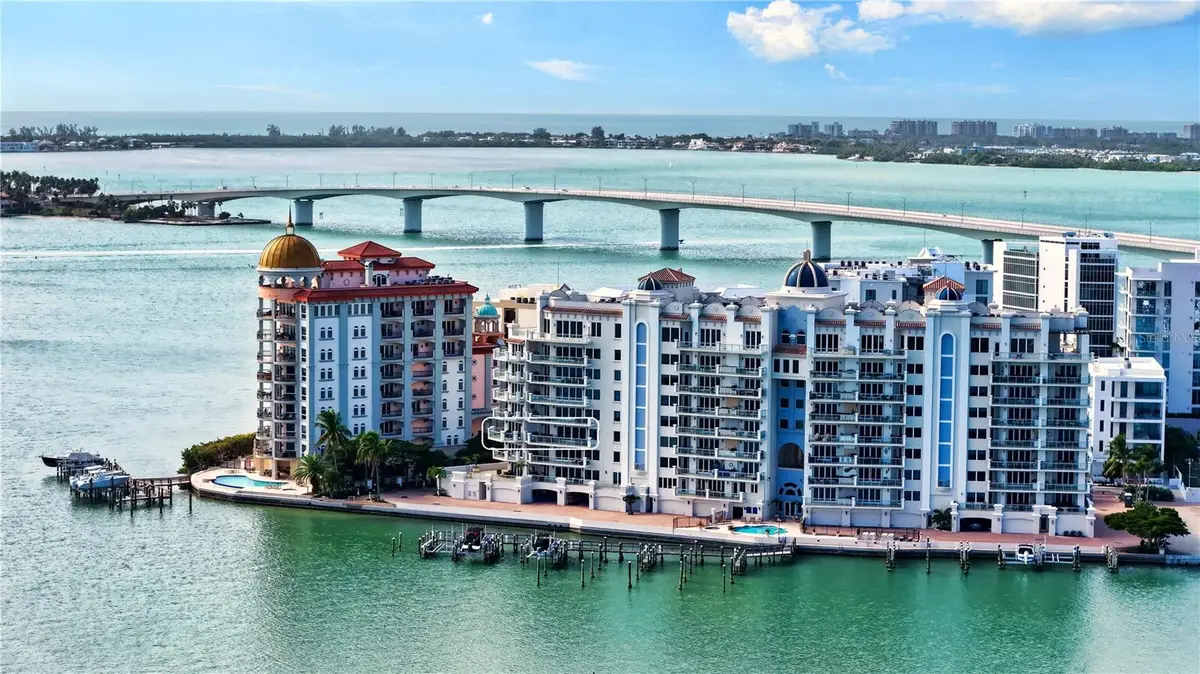 464 Golden Gate Point #304, Sarasota, FL 34236 - Image #1