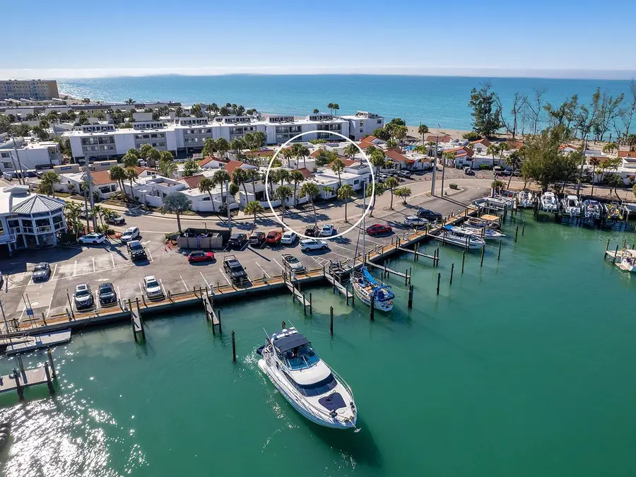 1585 Tarpon Center Drive #31, Venice, FL 34285 - Image #2