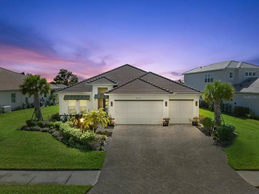 729 Tailwind Place, Sarasota, FL 34240 - Image #2
