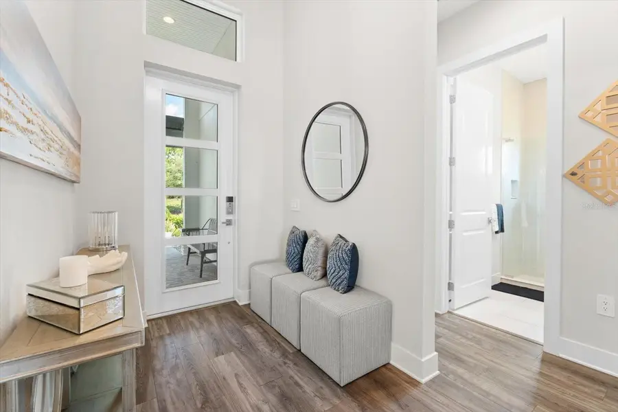 729 Tailwind Place, Sarasota, FL 34240 - Image #3