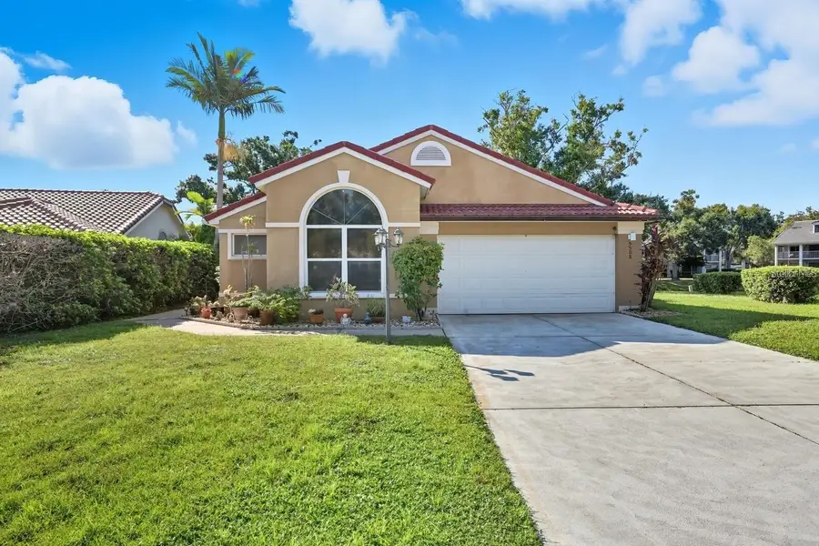 5508 Gardens Drive, Sarasota, FL 34243 - Image #3