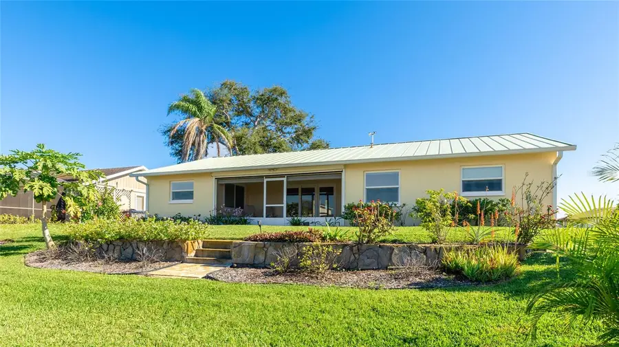 5004 Coral Lake Drive, Bradenton, FL 34210 - Image #2