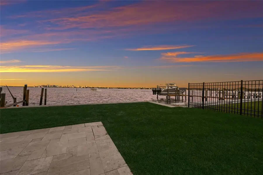 843 Norsota Way, Sarasota, FL 34242 - Image #2