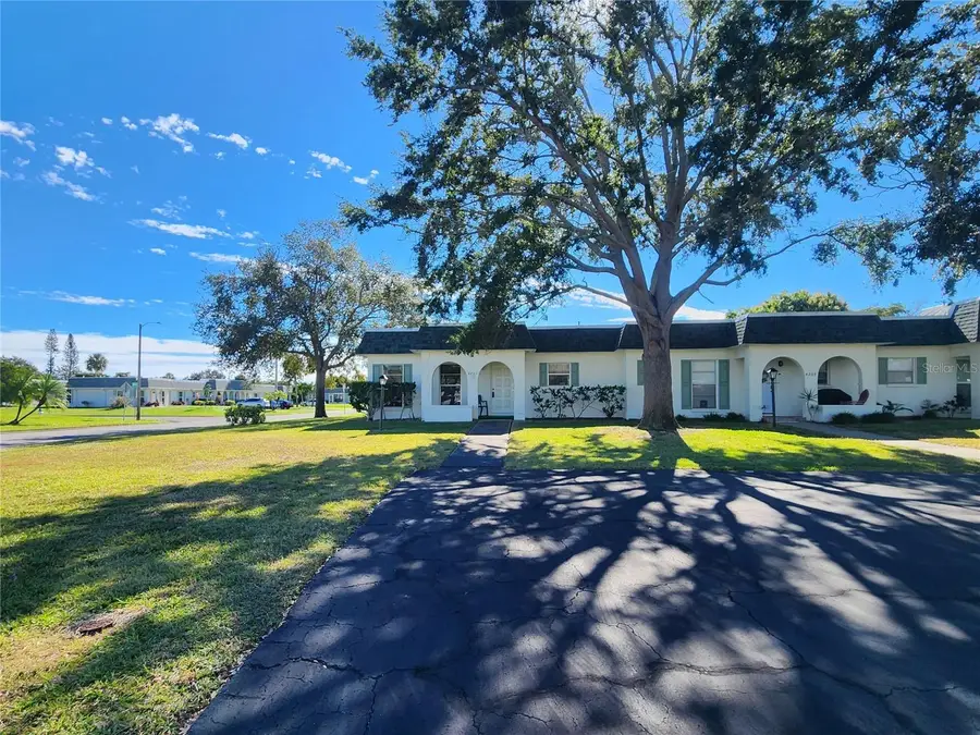 4201 33rd Avenue Drive W, Bradenton, FL 34205 - Image #2